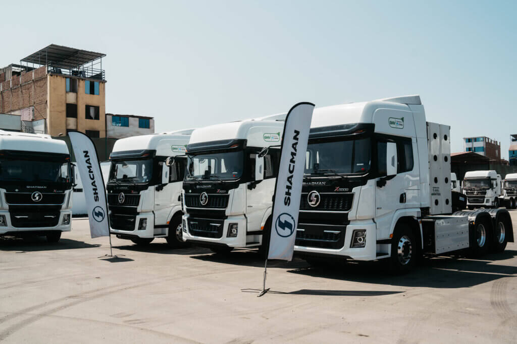 shacman x5000 gnv callao